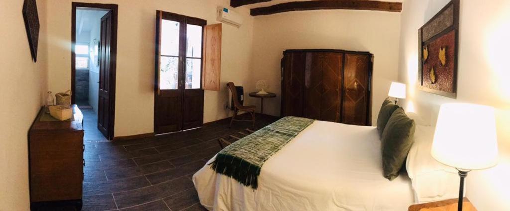 Casa De Coria Bed & Breakfast Chacras de Coria Luaran gambar