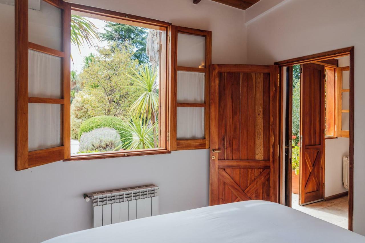 Casa De Coria Bed & Breakfast Chacras de Coria Luaran gambar
